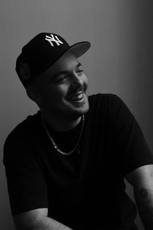 Mac Ayres