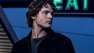 Max McNown