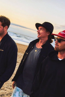 SUNSET SONS