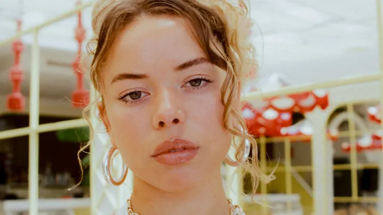 Nilüfer Yanya