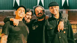 The Bouncing Souls « Born To Be Tour » with The Suicide Machines
