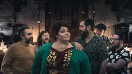 Ríoghnach Connolly, Honeyfeet