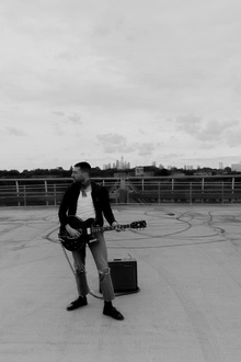 MILES KANE