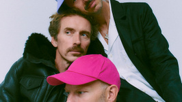 WhoMadeWho