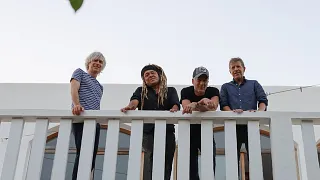 NADA SURF